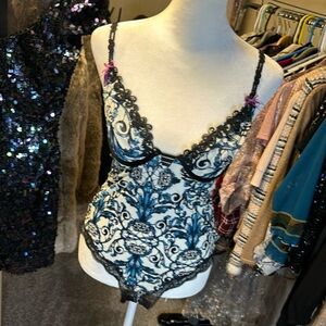 Cosmopolitan Cute lingerie body suit. Underwire. Size M